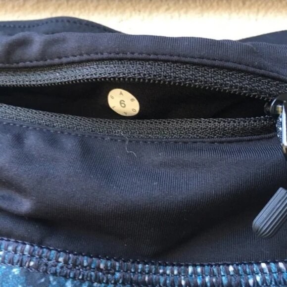 RARE Lululemon Speed Short 2.5" Fairisle Multi Black Size 6 - Picture 8 of 8